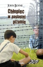 Chłopiec w pasiastej piżamie